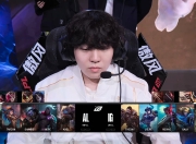 乐鱼官网-Doinb重返赛场，比赛规则变更首场状态出色，切尔西观众沸腾！
